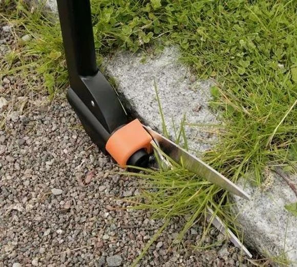 Ножиці для трави подовжені із серво-системою Fiskars GS46 (1000590) 1000590 фото