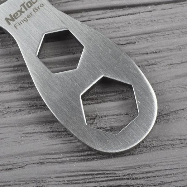 Міні-Мультитул NexTool (KT5009B) BOTTLE OPENER Finger Bro KT5009B фото