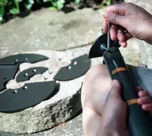 Бур садовий Fiskars QuikDrill L (200мм) великий (1000640) 1000640 фото