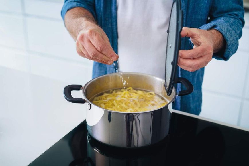 Кастрюля Fiskars Functional Form Casserole 5л (1026578) 1026578 фото